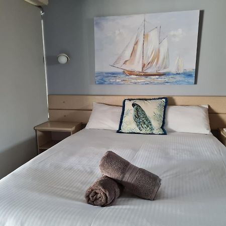 Rockhampton Court Motor Inn Εξωτερικό φωτογραφία