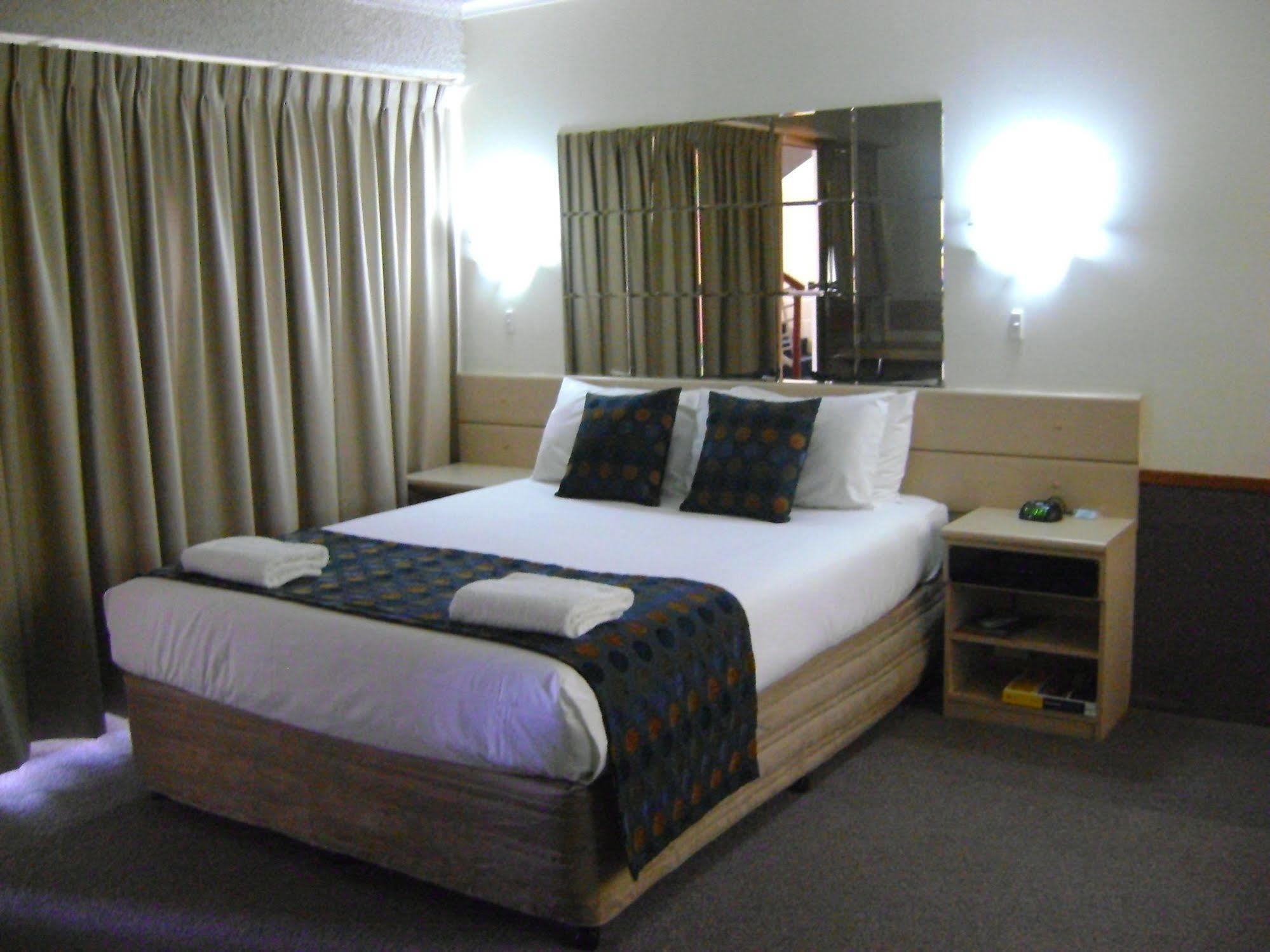 Rockhampton Court Motor Inn Εξωτερικό φωτογραφία